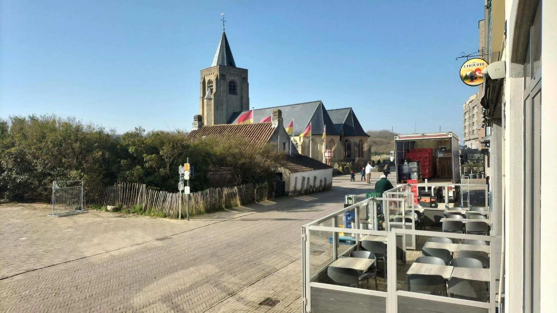 1 Bedroom Beach Front Apartment In Oostende