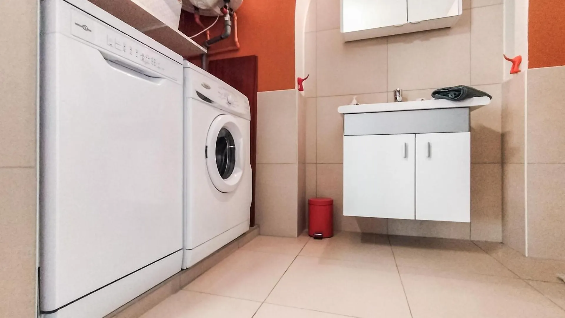 1 Bedroom Beach Front Apartment In Oostende Ostend