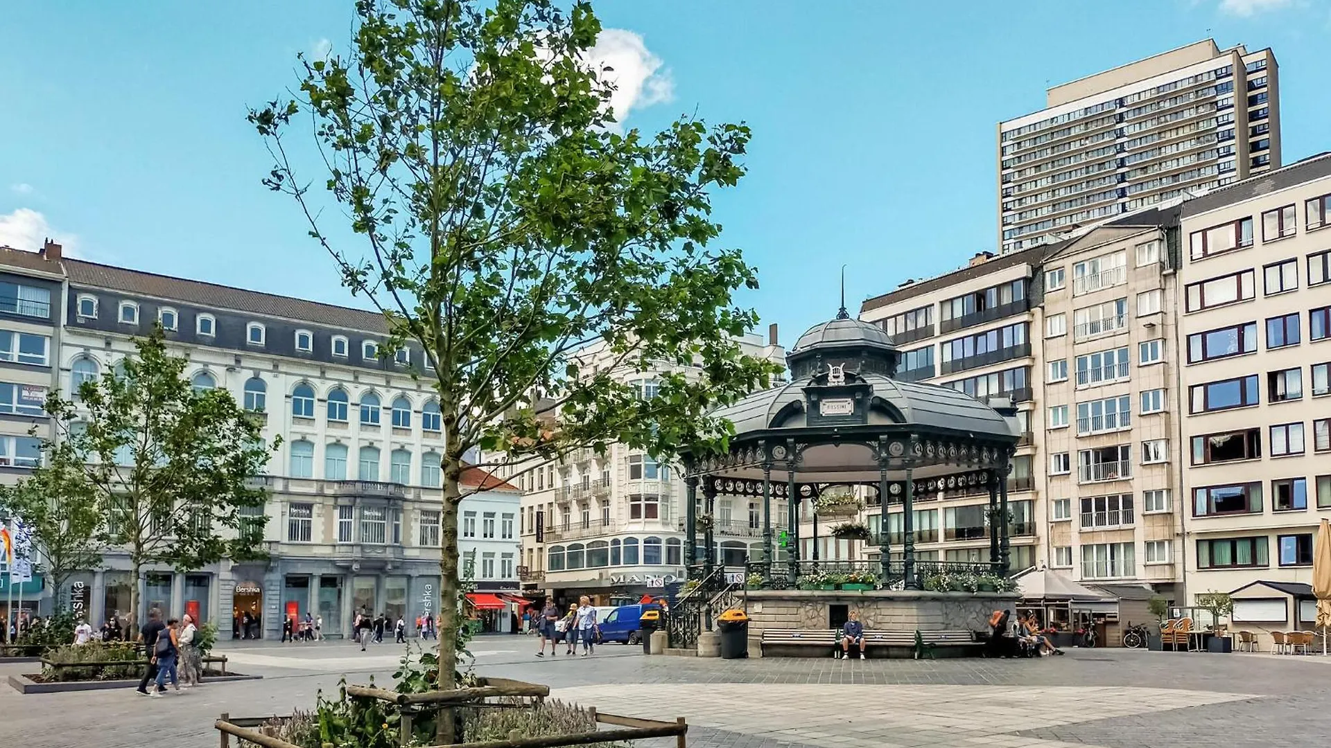 1 Bedroom Beach Front Apartment In Oostende 0*, Ostend Belgium