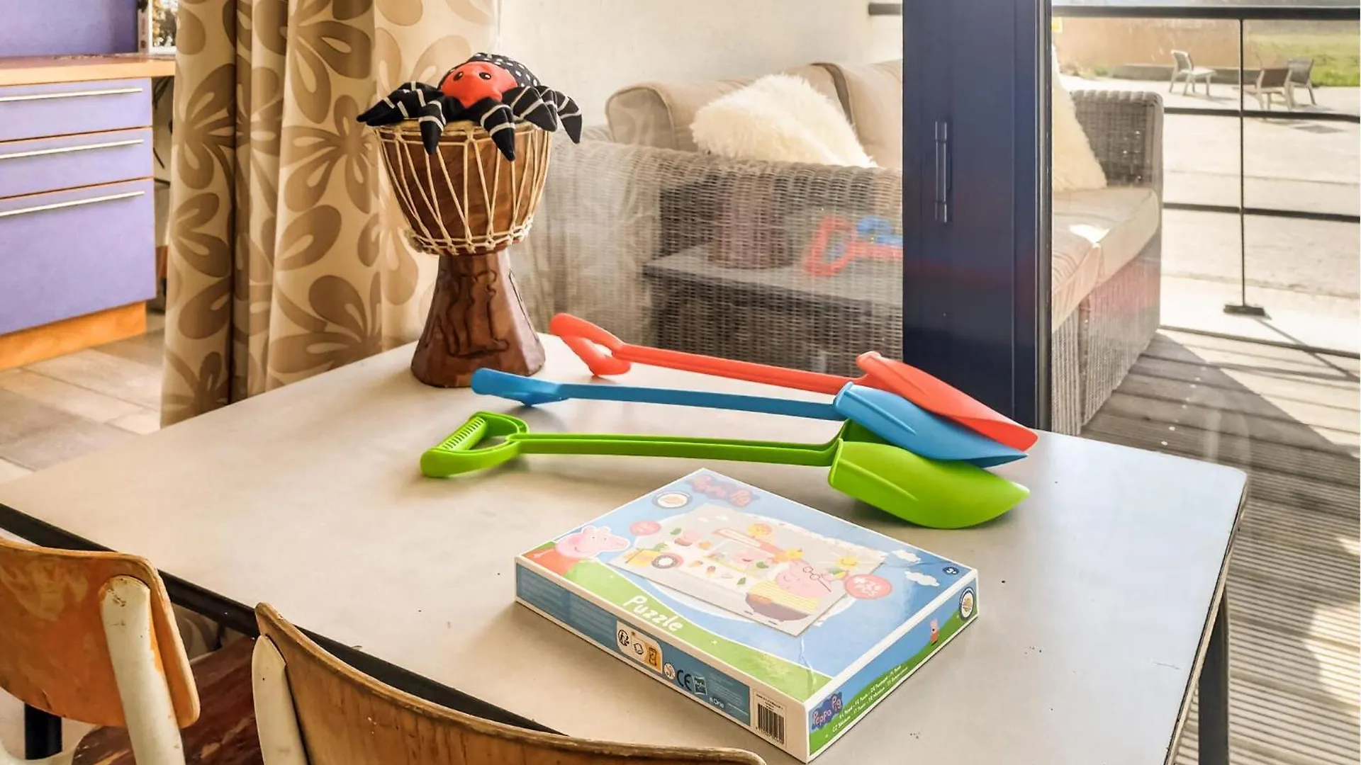 1 Bedroom Beach Front Apartment In Oostende 0*, Ostend