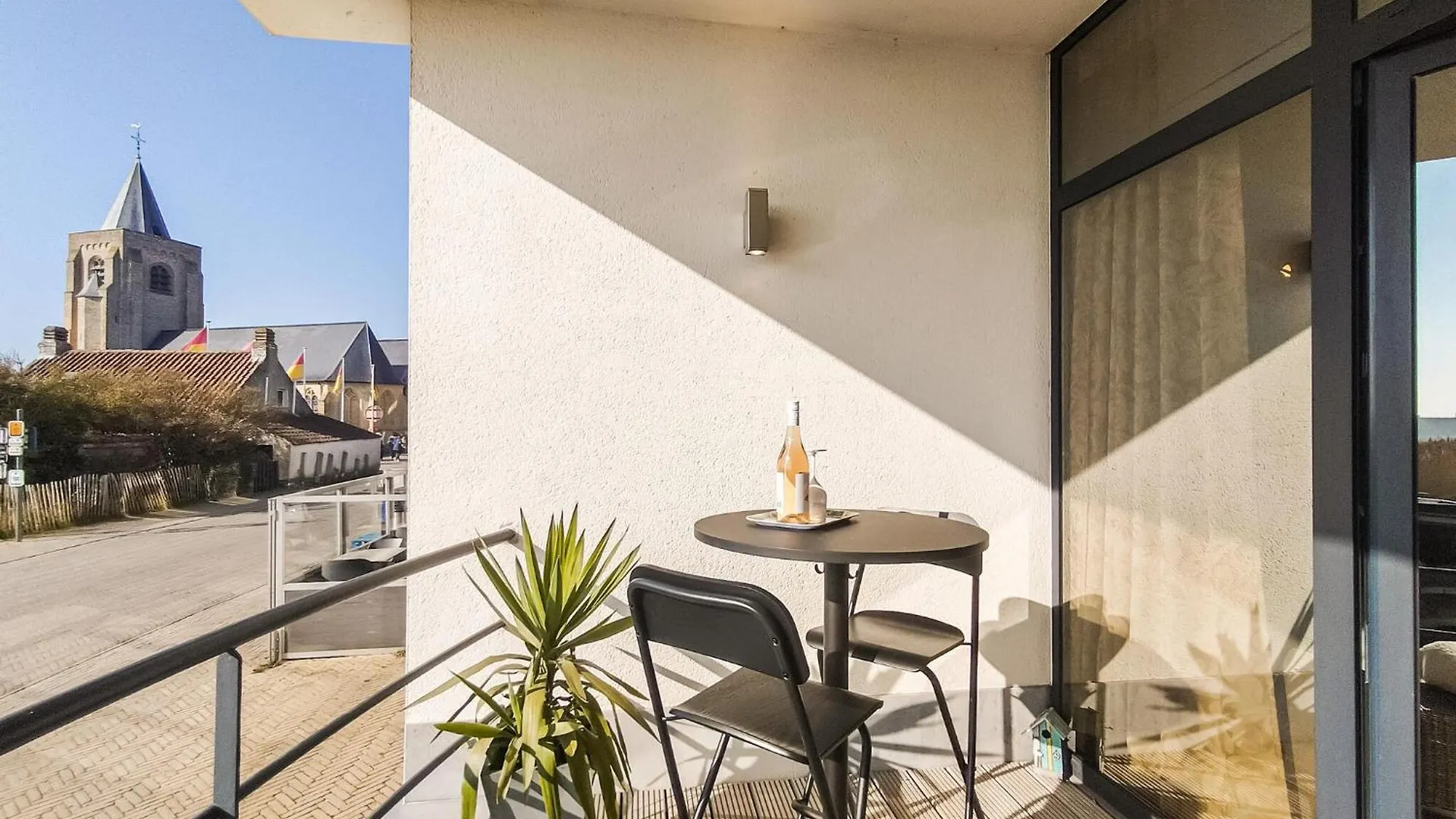1 Bedroom Beach Front Apartment In Oostende 0*, Ostend Belgium